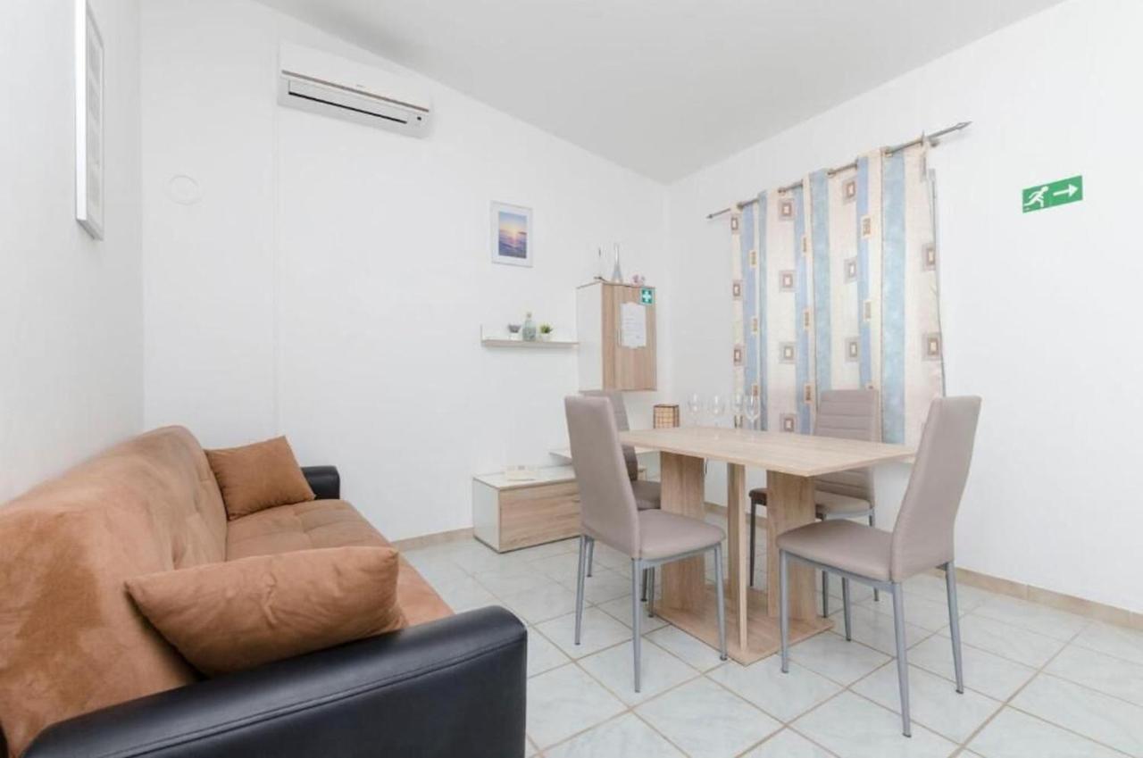 Apartment Brnabic Rogoznica  Exteriér fotografie